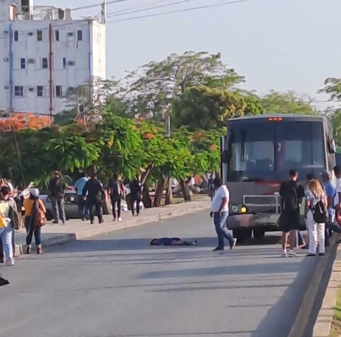 Tr Gico Accidente En Canc N Mujer Arrollada Por Autob S De Personal