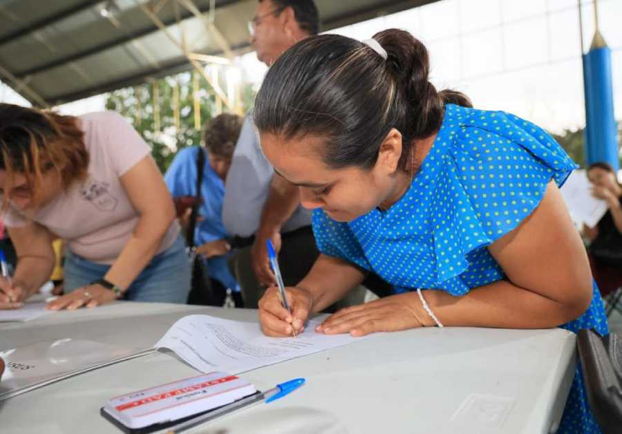 200 familias de Isla Mujeres obtienen seguridad juridica en la propiedad de sus hogares 1