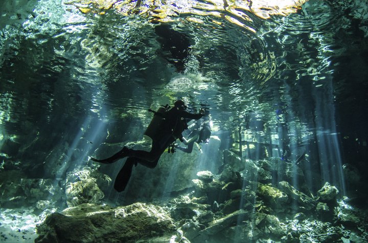 bucear en cenotes grandes