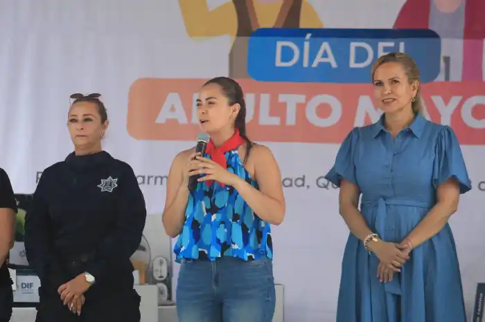 Celebra gobierno municipal de Playa Del Carmen a adultos mayores 1