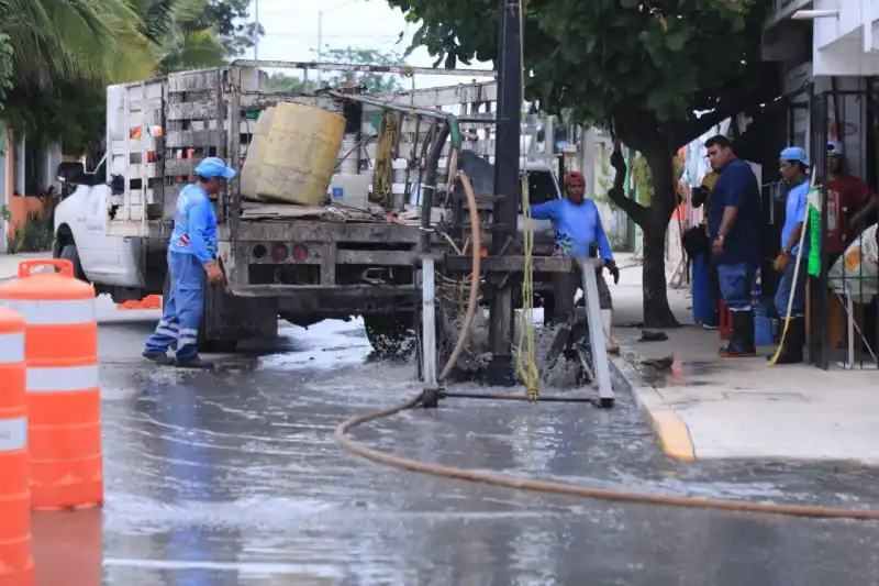 Refuerza gobierno de Playa Del Carmen la limpieza en pozos de absorción 1