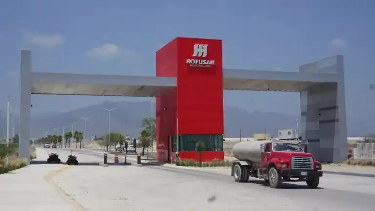 fábricas chinas se mudan a México y cruzan la frontera de Estados Unidos