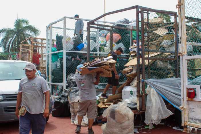 Solidarenses-participan-activamente-en-el-Reciclatón