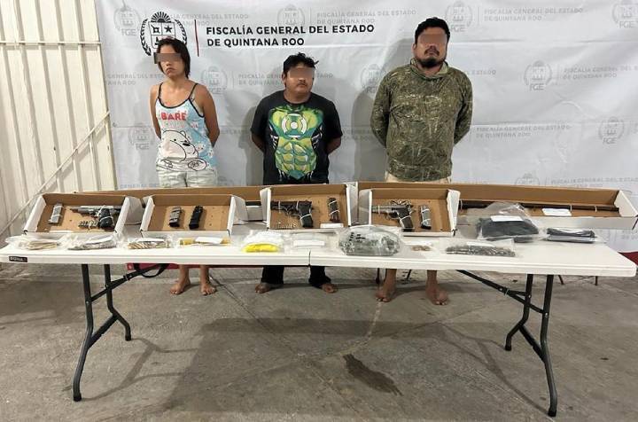 Desarticulan Organización Criminal: Capturan a Cuatro Individuos con Armas y Sustancias Ilegales en Cancún