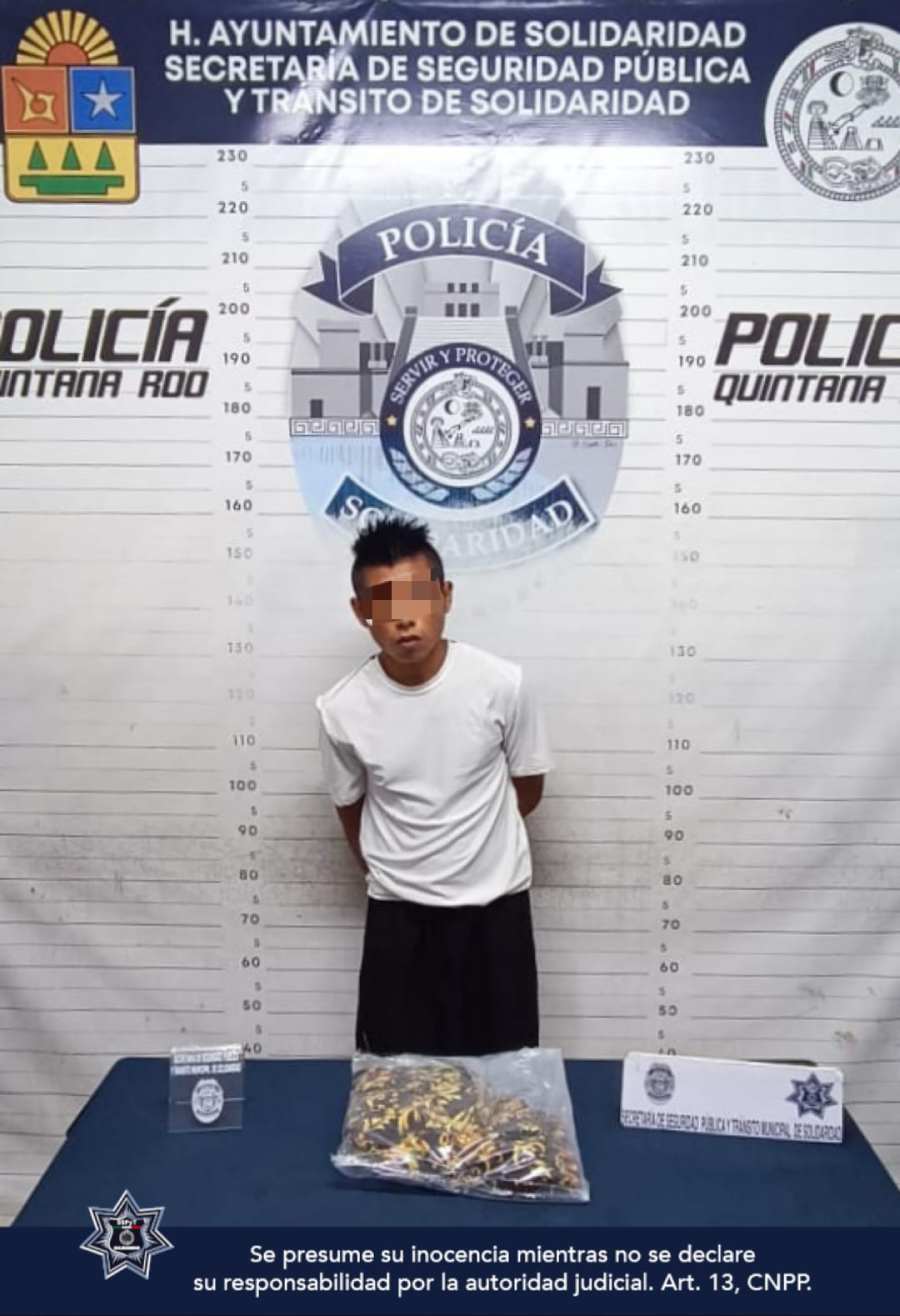 Detenidos por Robo en Playa del Carmen Operativo Policial Asegura a Dos Individuos 1