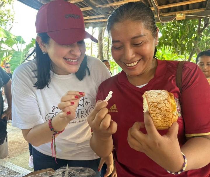 Estefania Mercado Celebra la Epifania con Mujeres Emprendedoras de Playa del Carmen 2