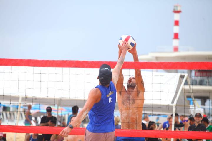 Torneo Internacional de Voleibol Playero Bienvenida al 2024 en las playas de Playa del Carmen 2