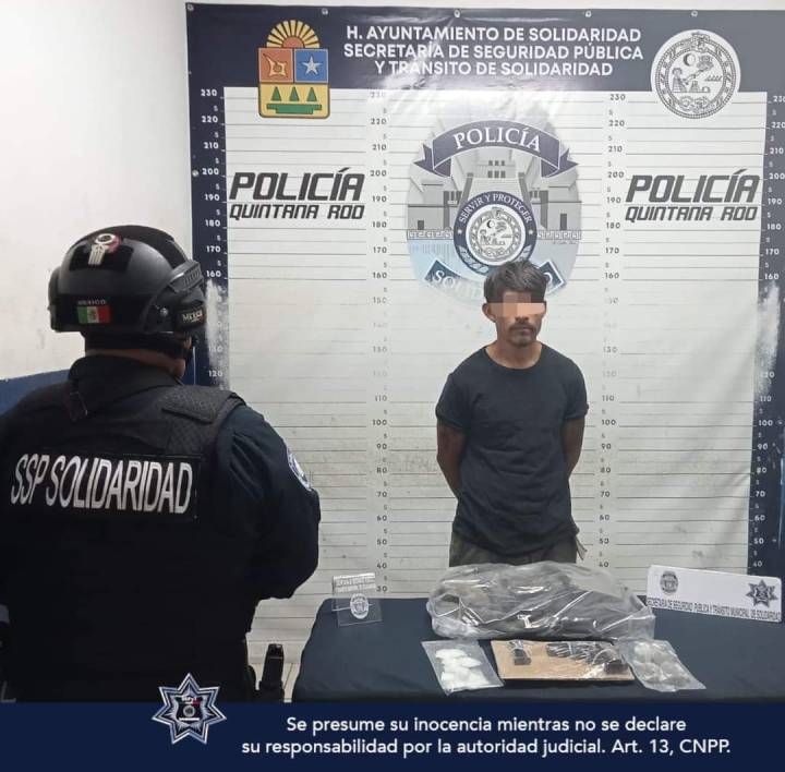 Arresto en Playa del Carmen: Desarticulan a Sospechoso con Arma y Sustancias Ilícitas