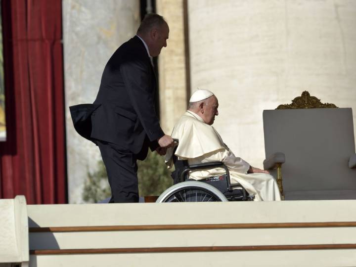 Evaluacion Hospitalaria del Papa Francisco y su Retorno al Vaticano 1