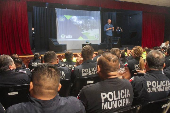 Fortaleciendo la Defensa Ciudadana Curso Especializado en Playa del Carmen contra la Extorsion y el Secuestro 1
