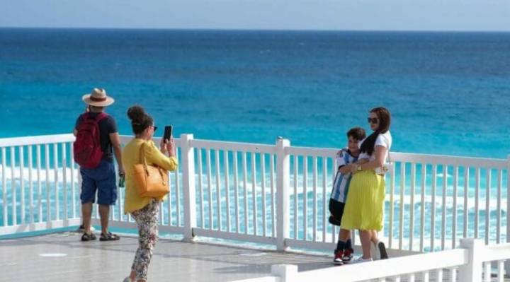 Imparable flujo turístico en Quintana Roo antes de la Semana Santa