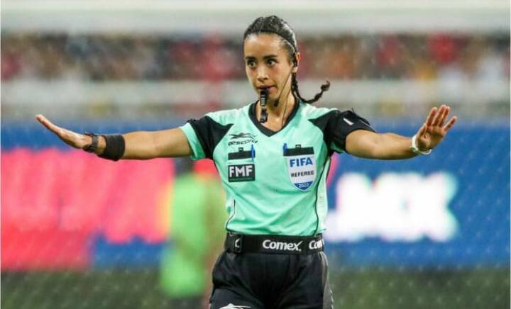 Katia Itzel García: Un Debut Histórico como Árbitra Central en la Liga MX de Varones