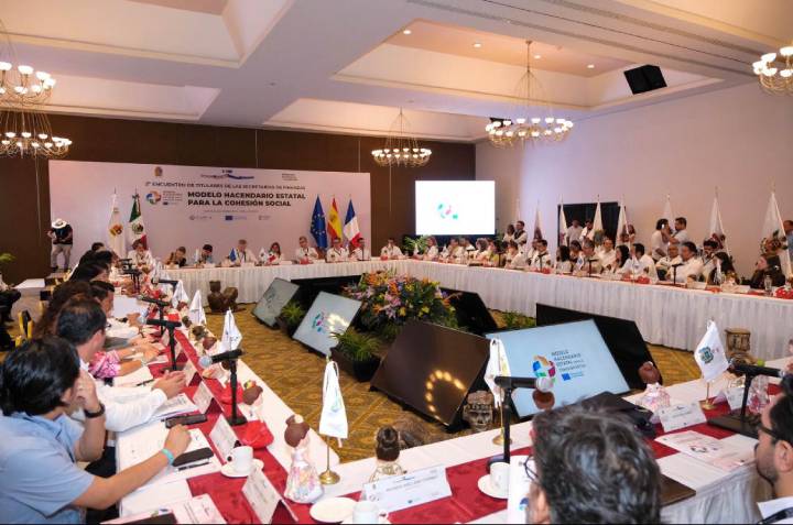 Cumbre Financiera en Cancun Lideres Estatales por la Cohesion Social 2