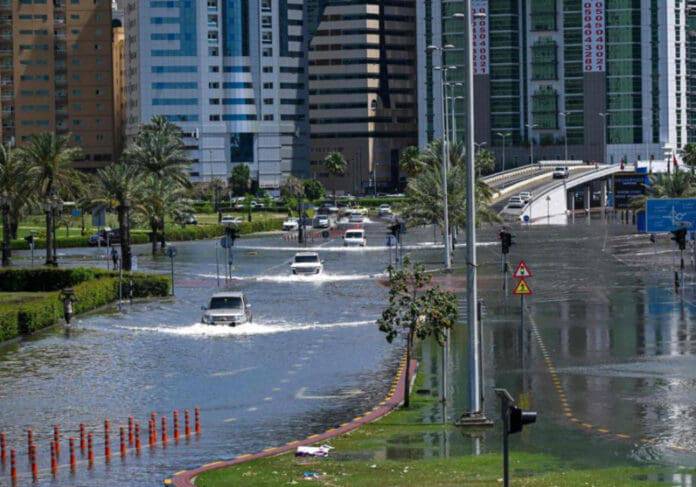 Dubái Afectada por Extraordinarias Inundaciones
