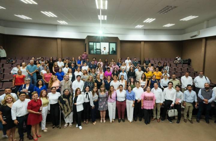 Encuentro Pionero en Cancun Mujeres Impulsando la Innovacion Tecnologica 1