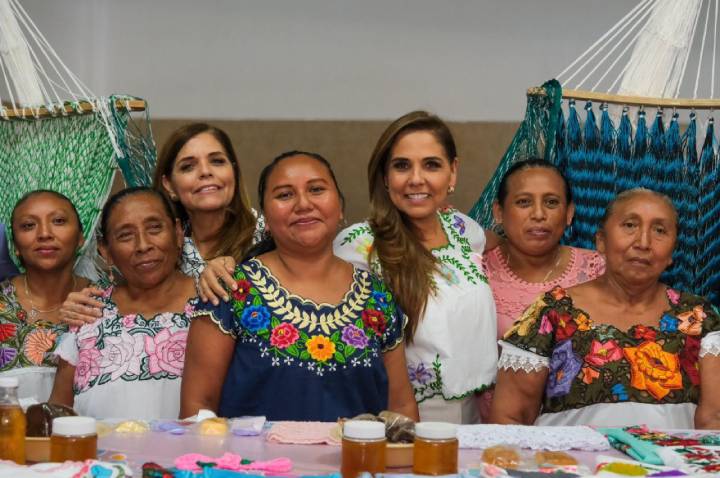 Encuentro Pionero en Cancun Mujeres Impulsando la Innovacion Tecnologica 3