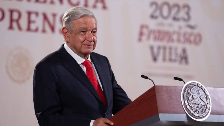 Protección de las Conferencias Matutinas: López Obrador Defiende la Libertad de Expresión