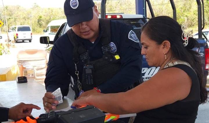 Rescatan a dos adolescentes en filtro policial de Solidaridad