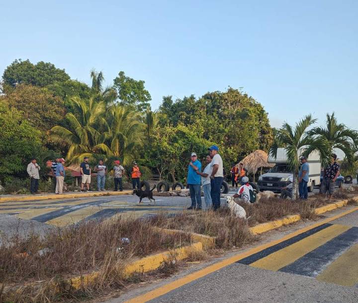 Bloqueo en la Vía Corta a Mérida por Expropiación no Indemnizada