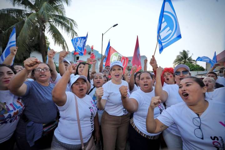 Vecinos de Villamar Uno Apoyan Propuestas de Lili Campos para Reelección