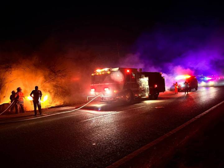 Vehículo se Incendia Tras Accidente en la Carretera Cerca del C-4