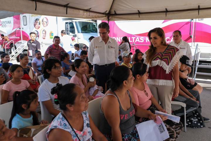 Caravanas de Salud llegan a Villas Otoch Paraiso en Cancun 2