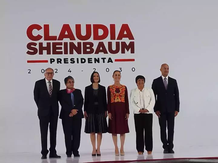 Claudia Sheinbaum presenta nuevos miembros de su gabinete