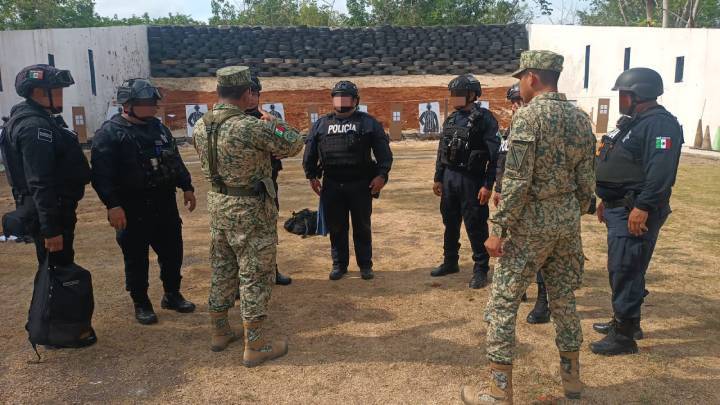 Policías de Solidaridad Reciben Capacitación en Armamento por la SEDENA