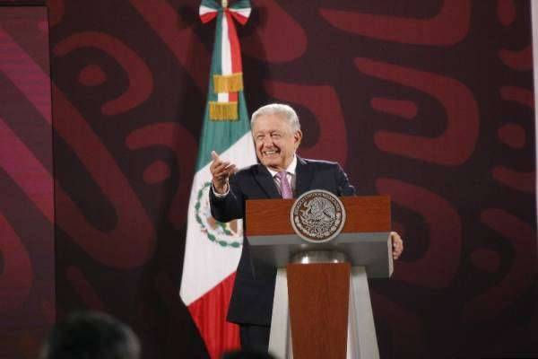 AMLO Señala a Guerrero, Oaxaca y Chiapas como Principales Beneficiarios de Programas de Desarrollo y Obras de Infraestructura en México