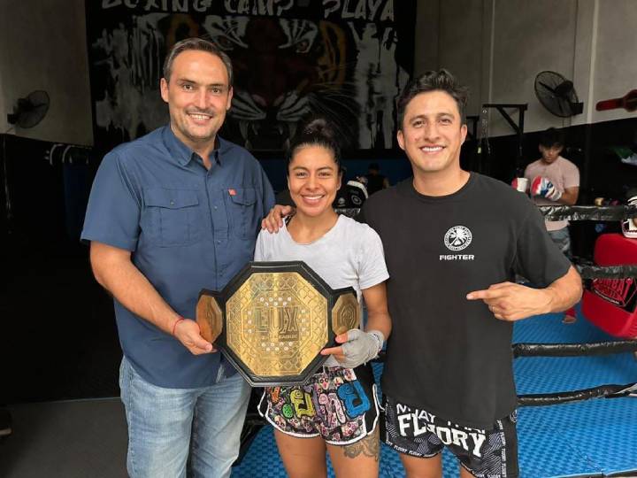 Andrea Vázquez buscará el título en LUX Fight League