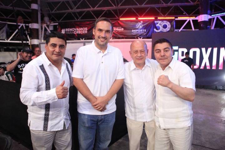 Evento Deportivo en Playa del Carmen: Box y Muay Thai en el Gimnasio Luis Donaldo Colosio