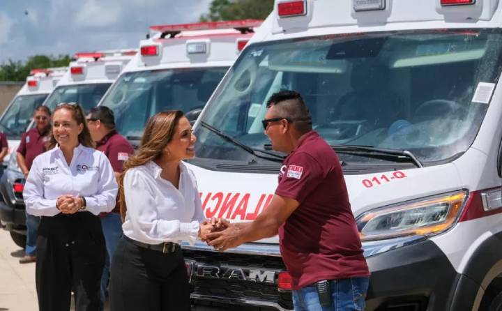 Quintana Roo recibe 31 ambulancias para reforzar la atencion medica de emergencias 4