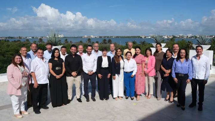 Reconocen labor de empresarios turísticos en Quintana Roo