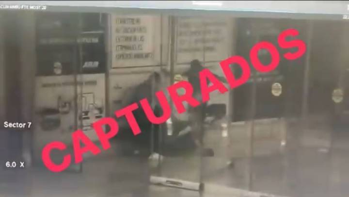 Taxistas Arrestados por Extorsión y Agresión a Conductor de UBER en Cancún