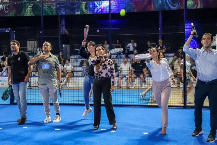 Mara Lezama Inaugura Torneo Internacional de Pádel en Cancún