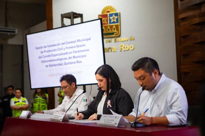 Estefanía Mercado lidera instalación del Consejo de Protección Civil en Solidaridad ante el huracán “Milton”