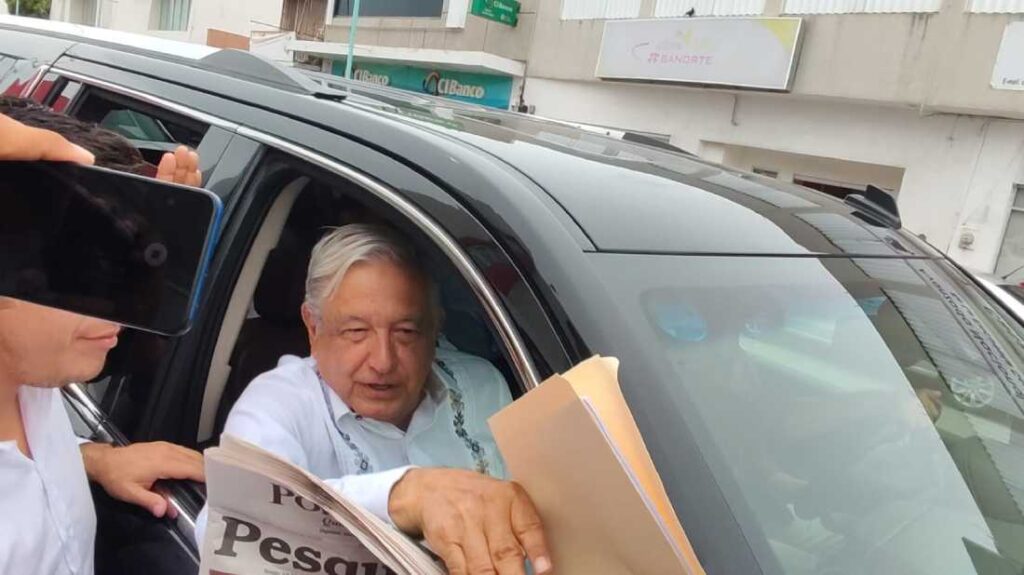 AMLO desestima acusaciones infundadas de "presuntos ecologistas" según supervisa el Tren Maya