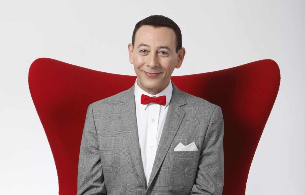 Adiós a una Leyenda: Fallece el Actor Paul Reubens, Inmortalizado por Pee-Wee Herman, a los 70 años