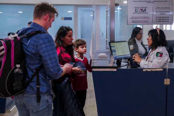 Aeropuerto de Cancun es el primero del pais en implementar pasaportes electronicos Mara Lezama 1