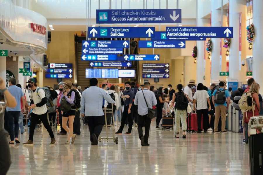 Aeropuerto de Cancún registra más de 590 operaciones en Jueves Santo, con aumento en el tráfico de pasajeros nacionales e internacionales