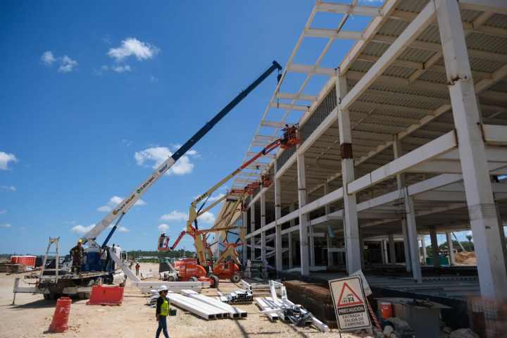 Aeropuerto de Tulum ya tiene más del 65% de avance y estará listo para diciembre: Mara Lezama