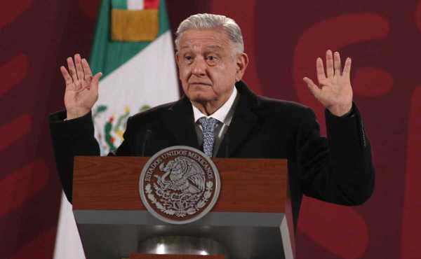 Ante supuestas amenazas de muerte, AMLO asegura que “el pueblo es mi ángel de la guarda”