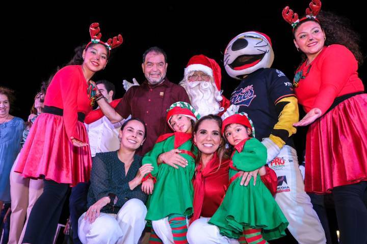 Apertura Festiva para Familias en Cancun durante las Festividades Navidenas 1