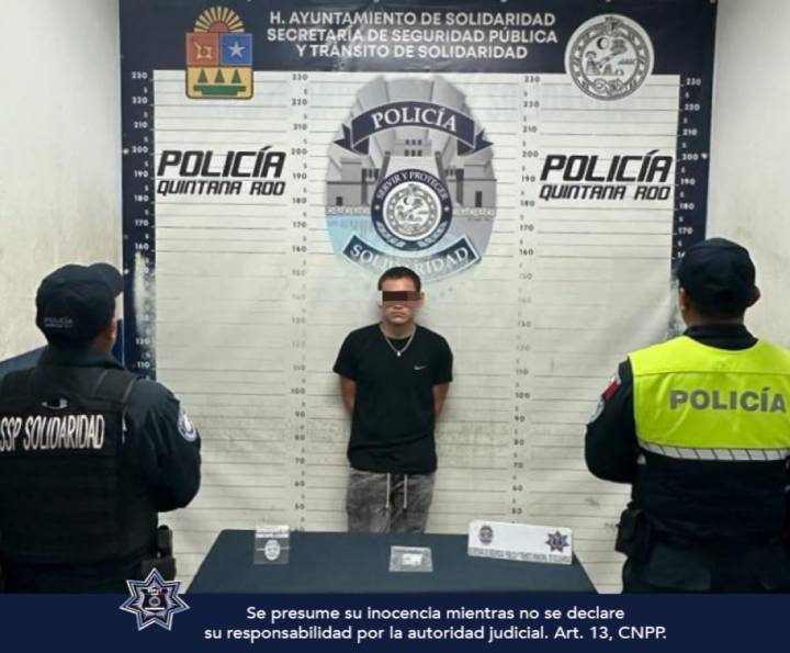 Arrestan a Joven por Conducir a Alta Velocidad con Licencia Falsa en Playa del Carmen