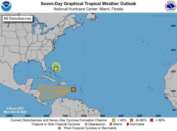 Aviso de Mal Tiempo en Quintana Roo: Lluvias y Depresión Tropical Bajo Supervisión