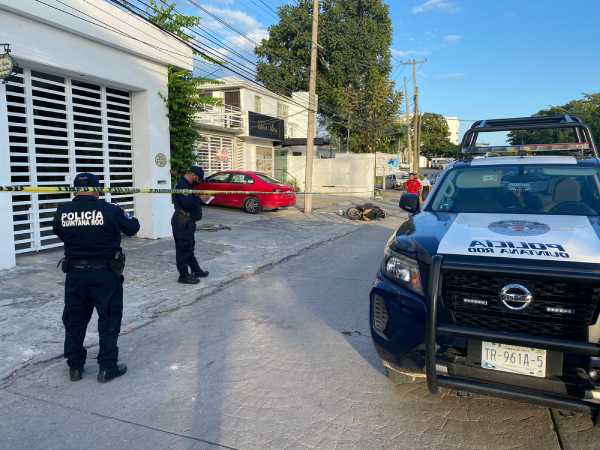 Balean a un sujeto y a un joven cerca de Plaza Las Américas de Cancún