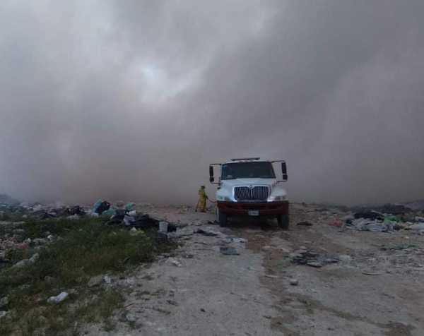 Basurero en Mahahual se incendia tras denuncia de contaminacion ambiental 1