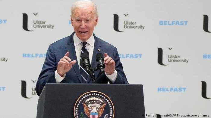 Biden urge a la prohibición de rifles de asalto en EE. UU. tras recientes tiroteos