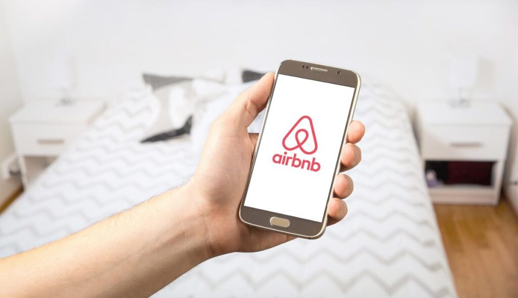 CDMX busca regularmente las plataformas de hospedaje Airbnb