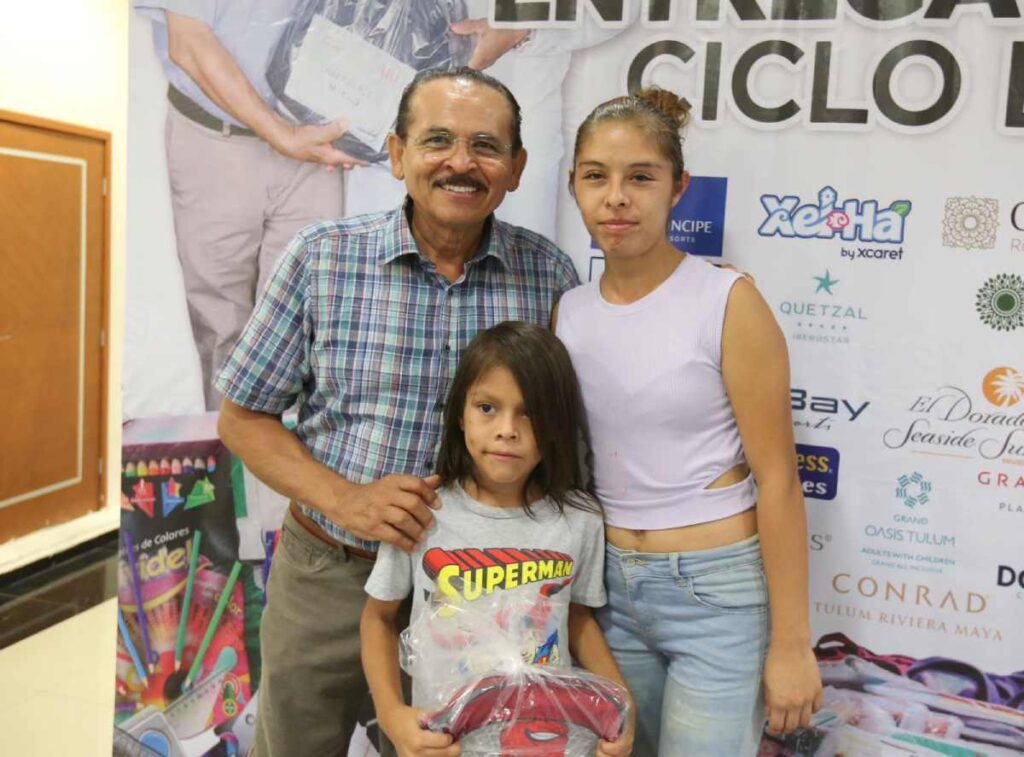 CROC Impacta en la Educación de Quintana Roo: Distribuye 40,300 Paquetes Escolares en Solidaridad